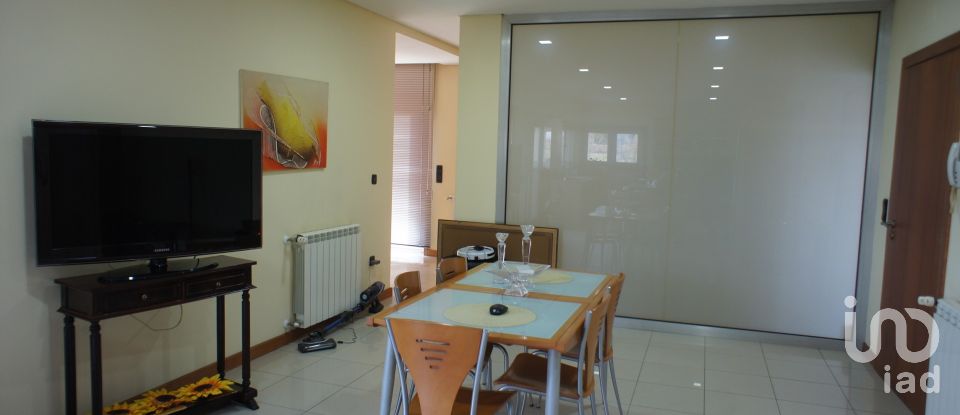 Country home T4 in Folhadela of 481 m²