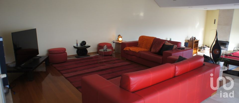 Country home T4 in Folhadela of 481 m²