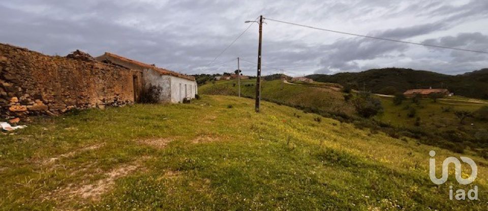 Maison de village T3 à São Bartolomeu de Messines de 260 m²