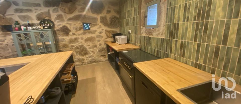 Ferme T7 à São Julião e Silva de 241 m²