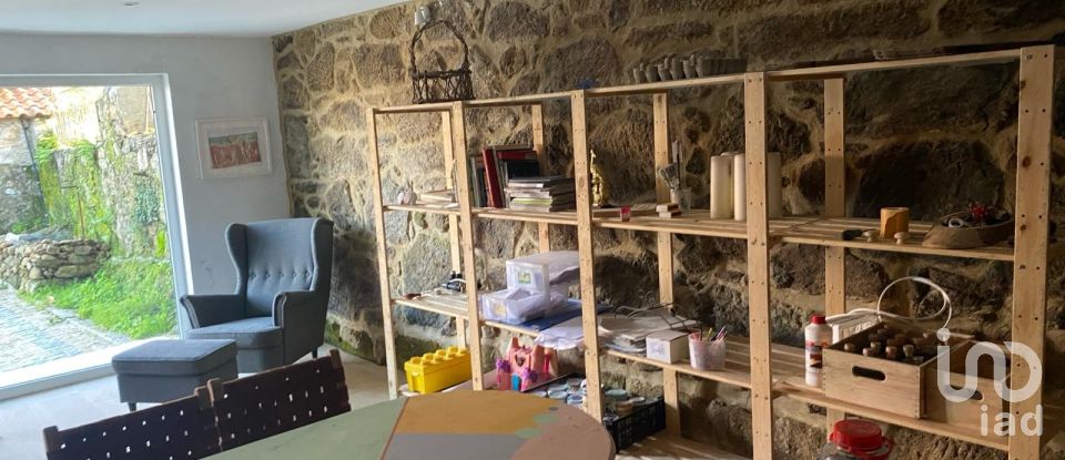 Ferme T7 à São Julião e Silva de 241 m²