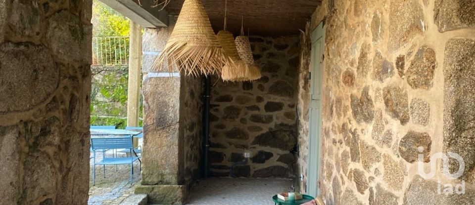 Ferme T7 à São Julião e Silva de 241 m²