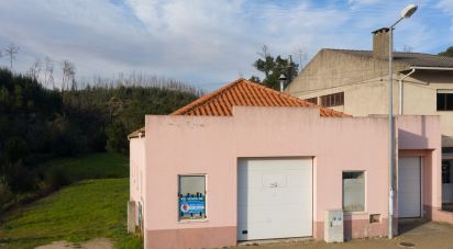 Surface diverse à Serpins de 330 m²