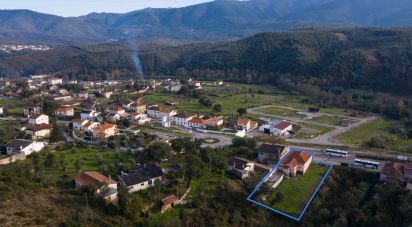 Surface diverse à Serpins de 330 m²