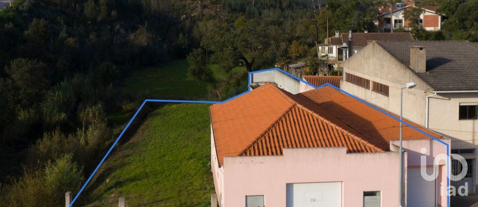 Other surface in Serpins of 330 m²