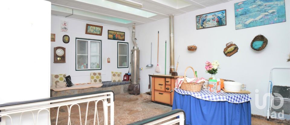 Moradia T3 em São Miguel, Santa Eufémia e Rabaçal de 180 m²