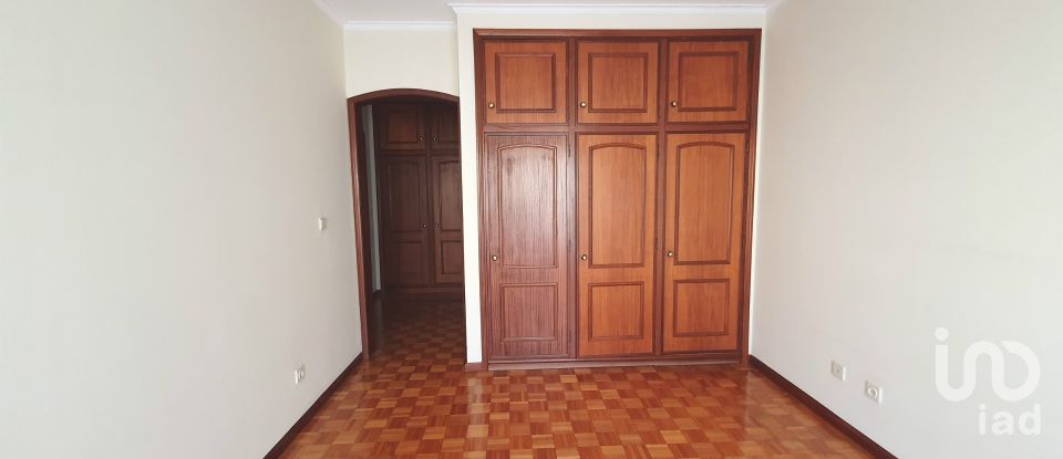 Appartement T3 à Santa Maria da Feira, Travanca, Sanfins e Espargo de 162 m²