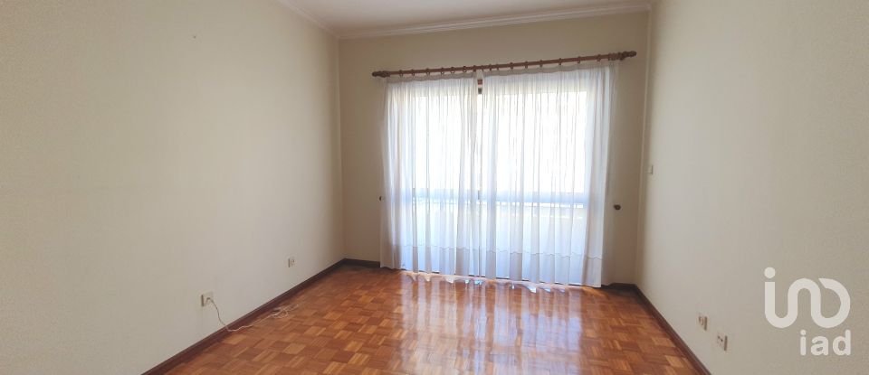 Apartamento T3 em Santa Maria da Feira, Travanca, Sanfins e Espargo de 162 m²