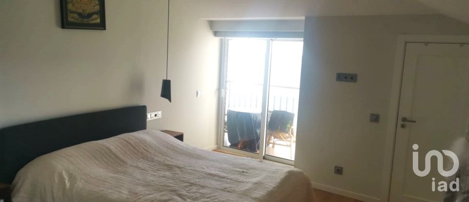Apartamento T2 em Estômbar e Parchal de 207 m²