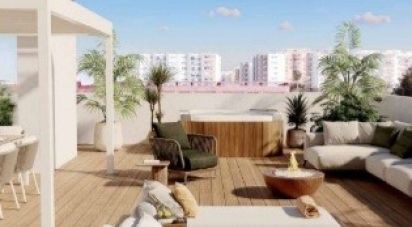 Apartment T3 in Faro (Sé e São Pedro) of 187 m²