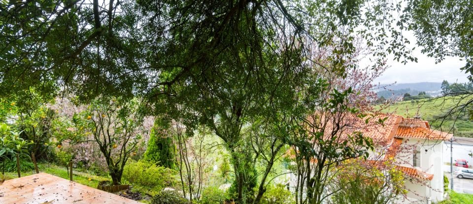 Casa T4 em Santa Clara e Castelo Viegas de 236 m²