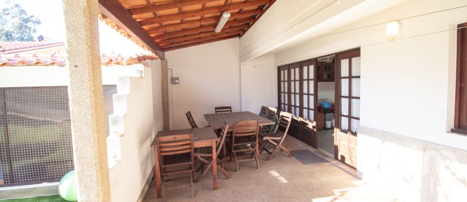 Lodge T3 in Cortegaça of 364 m²