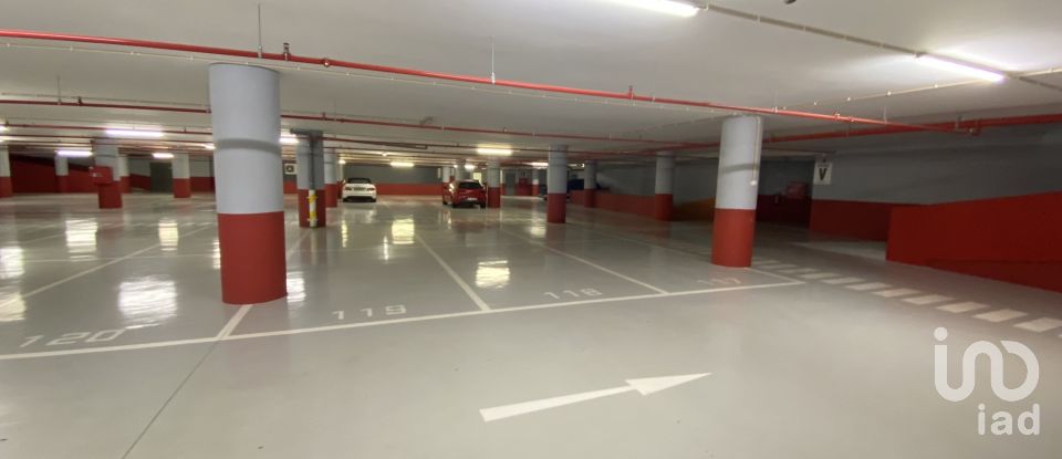 Parking in São Martinho of 12 m²