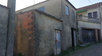 Maison T0 à Aguda de 148 m²