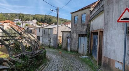 Maison T0 à Aguda de 148 m²