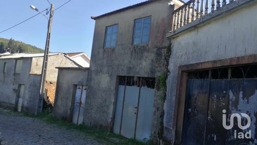 Maison T0 à Aguda de 148 m²