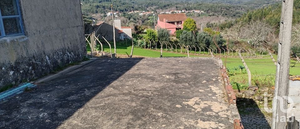 Maison T0 à Aguda de 148 m²