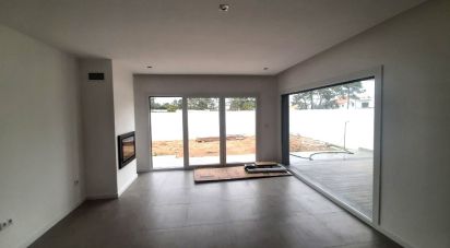 House T4 in Amora of 200 m²