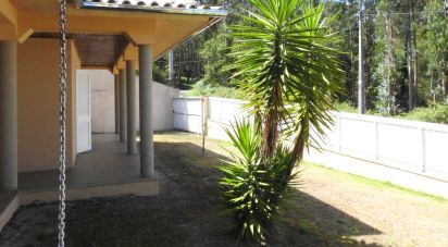 Casa / Villa T4 em Oliveira de Azeméis, Santiago da Riba-Ul, Ul, Macinhata da Seixa e Madail de 294 m²