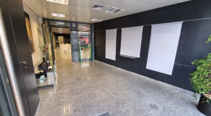 Boutique/Local commercial à Caldas da Rainha - Nossa Senhora do Pópulo, Coto e São Gregório de 833 m²