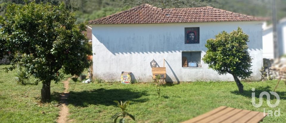 Casa de aldeia T3 em Alvados e Alcaria de 150 m²