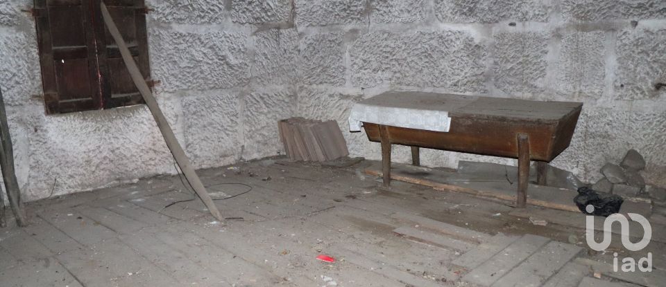 Village house T6 in Telões of 650 m²