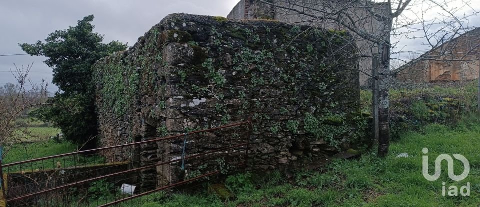 Casa de aldeia T0 em Salsas de 192 m²