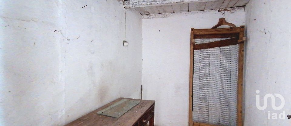 Maison de village T2 à Olalhas de 411 m²