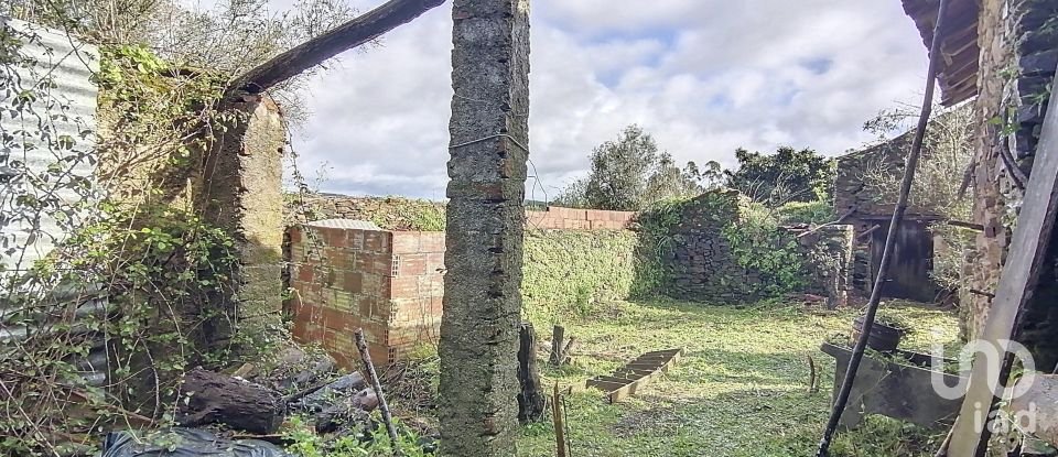 Maison de village T2 à Olalhas de 411 m²