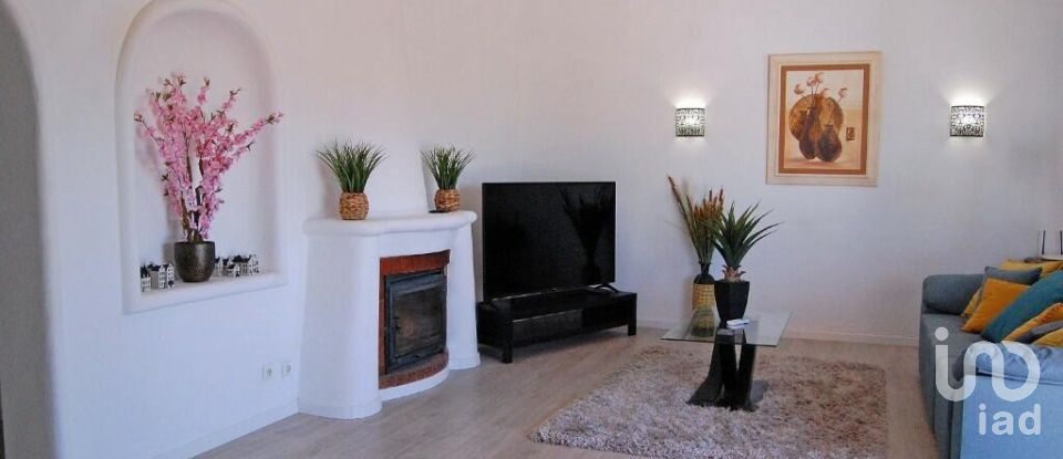 Casa T4 em Lagoa e Carvoeiro de 224 m²