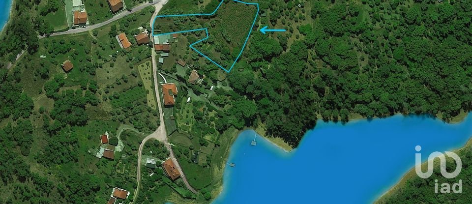 Building land in Serra e Junceira of 4,360 m²