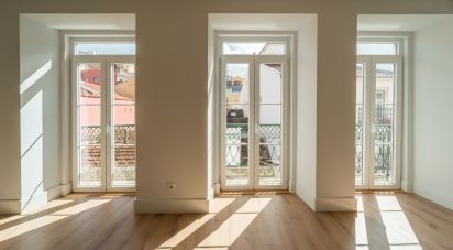 Apartment T2 in Misericórdia of 120 m²