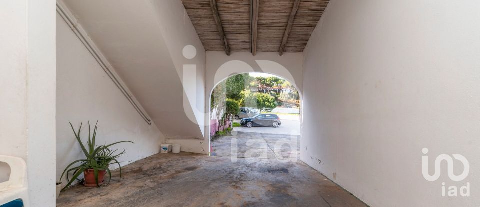 Shop / premises commercial in Almancil of 535 m²