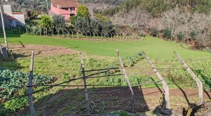 Terrain à Aguda de 1 301 m²