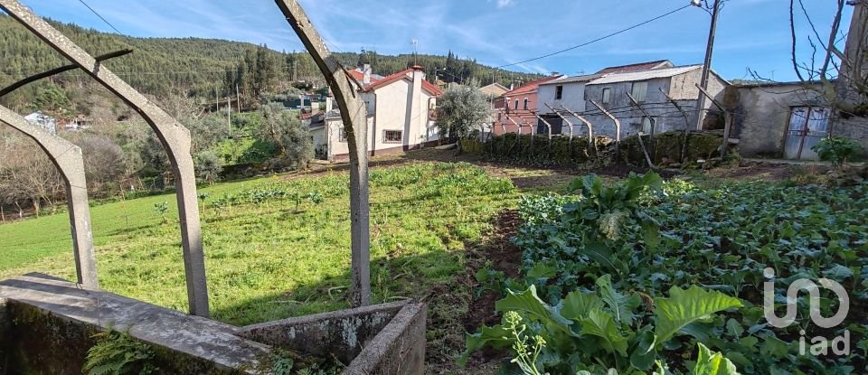 Terreno em Aguda de 1 301 m²