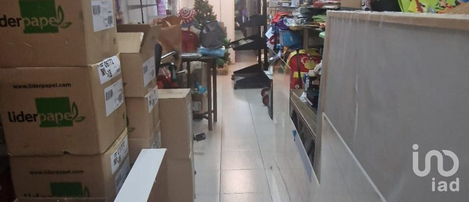 Loja / Estabelecimento Comercial em Loulé (São Clemente) de 200 m²