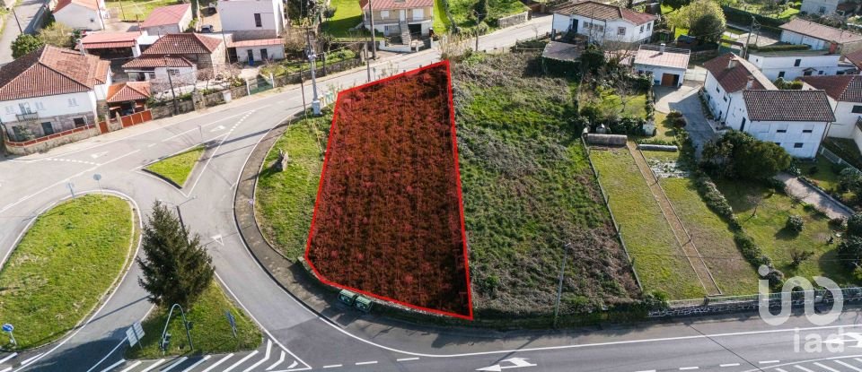 Land in Reboreda e Nogueira of 718 m²