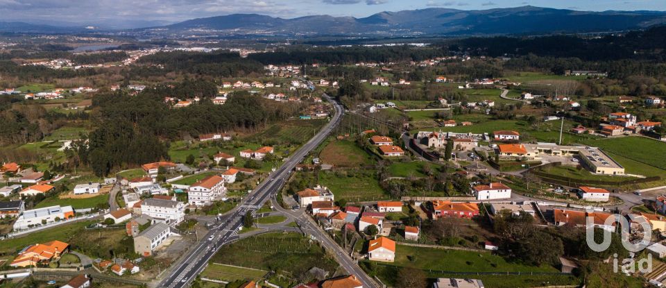 Land in Reboreda e Nogueira of 718 m²