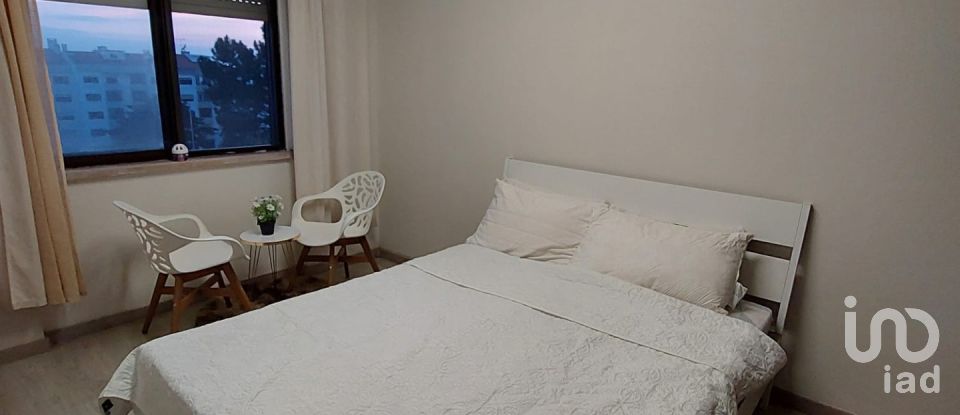 Appartement T3 à Rio de Mouro de 94 m²