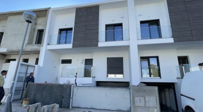 Maison T4 à Alcochete de 304 m²