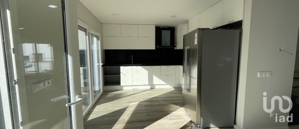 Maison T4 à Alcochete de 304 m²