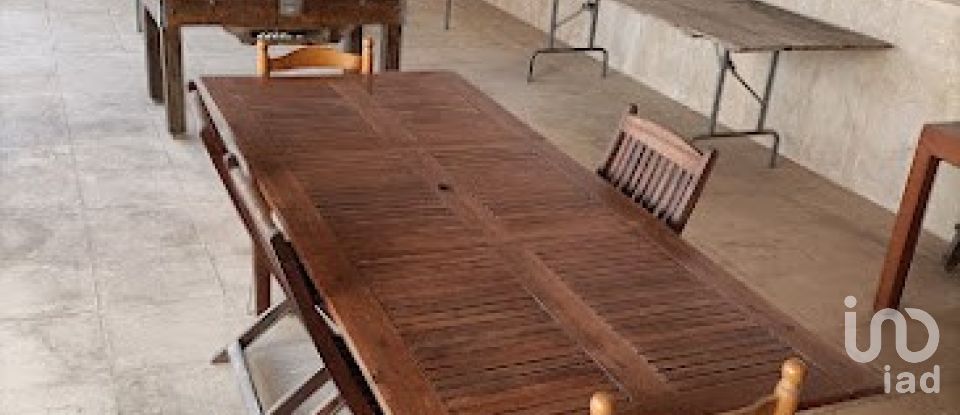 Maison T6 à Alcanede de 230 m²