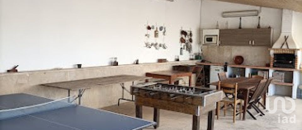 Maison T6 à Alcanede de 230 m²