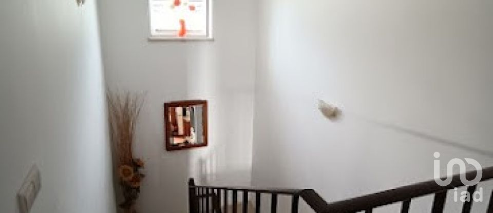 Maison T6 à Alcanede de 230 m²