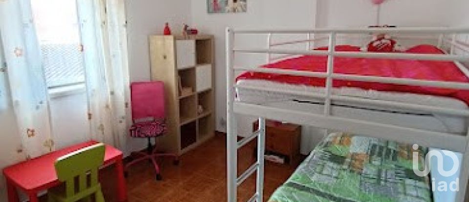 Maison T6 à Alcanede de 230 m²