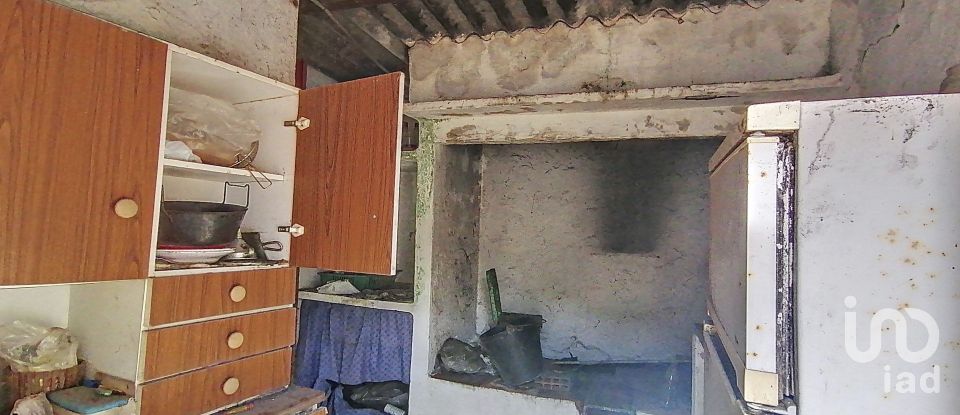 Casa tradicional T3 em Meia Via de 130 m²