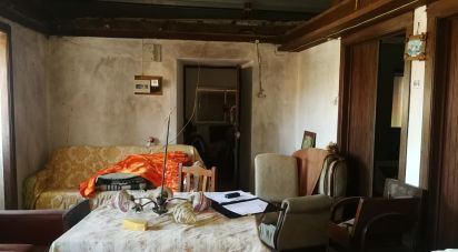 Maison de village T3 à Aguda de 1 960 m²