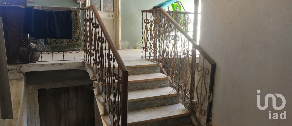 Maison de village T3 à Aguda de 1 960 m²