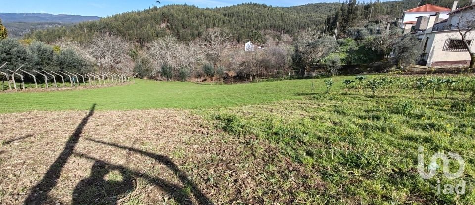 Maison de village T3 à Aguda de 1 960 m²