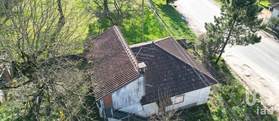 Casa tradicional T3 em São Miguel, Santa Eufémia e Rabaçal de 101 m²
